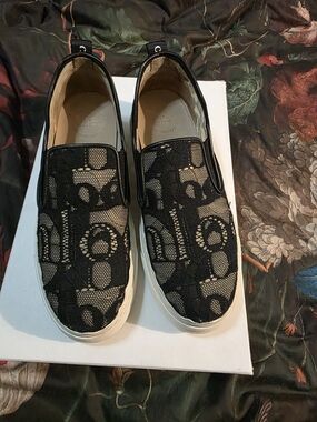 Chloe Black Lace Slip-On Platform Loafers - Women's Flats